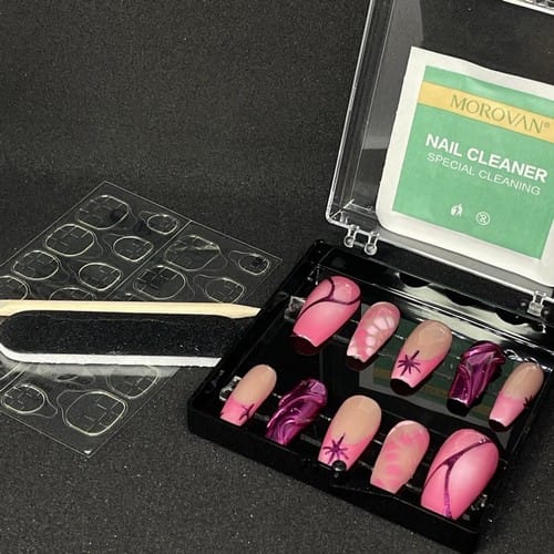 press on nails rose